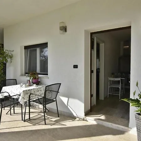 Loredana By Interhome Apartman Umag