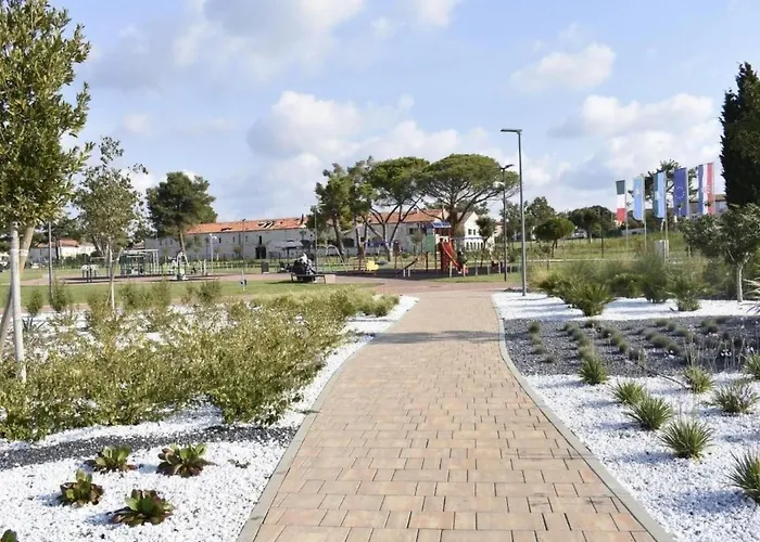 Loredana By Interhome Apartman