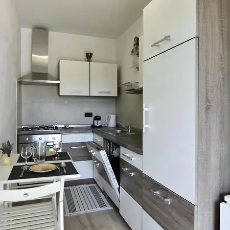 Apartment Loredana By Interhome Umag